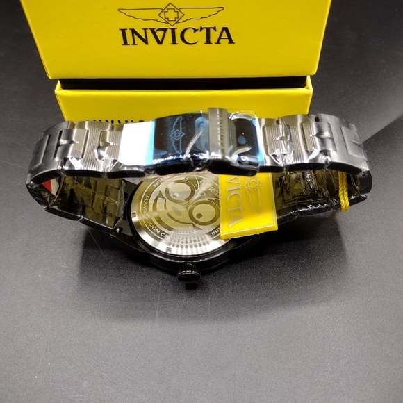 FIRM PRICE-NEW SPECIALTY MEN'S WATCH
